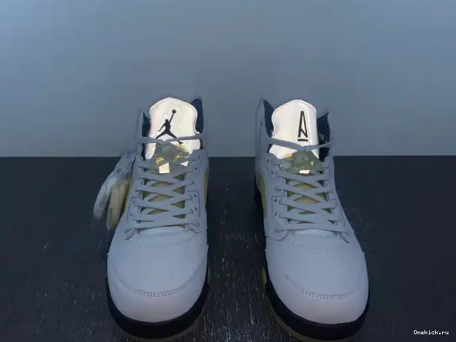 One Kick A FZ5758-004 Jordan Ma 5 WMNS x Air Maniere 0519